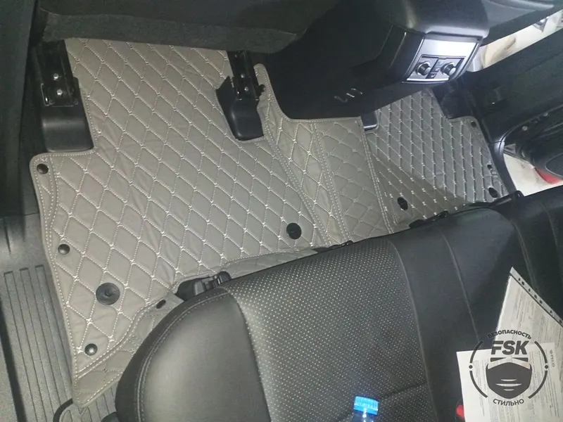 Toyota Land Cruiser Prado 150: стёганое основание без части ЕВА-вставок, фото 4