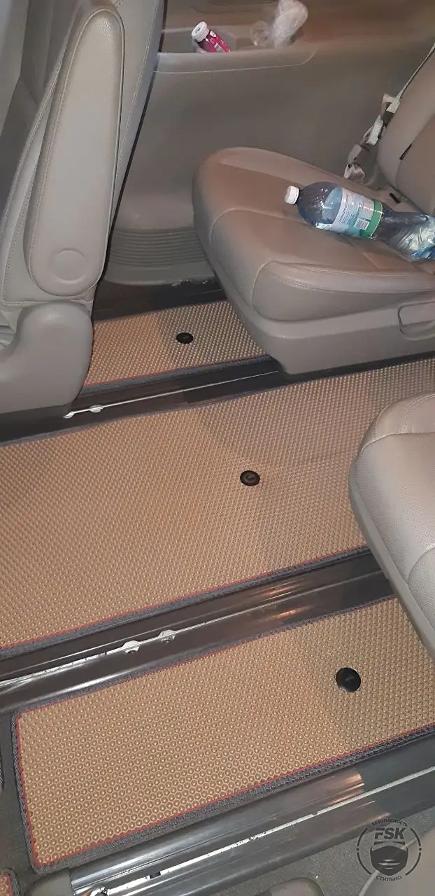 Kia Carnival 2017: коричневые ЕВА-коврики, фото 3