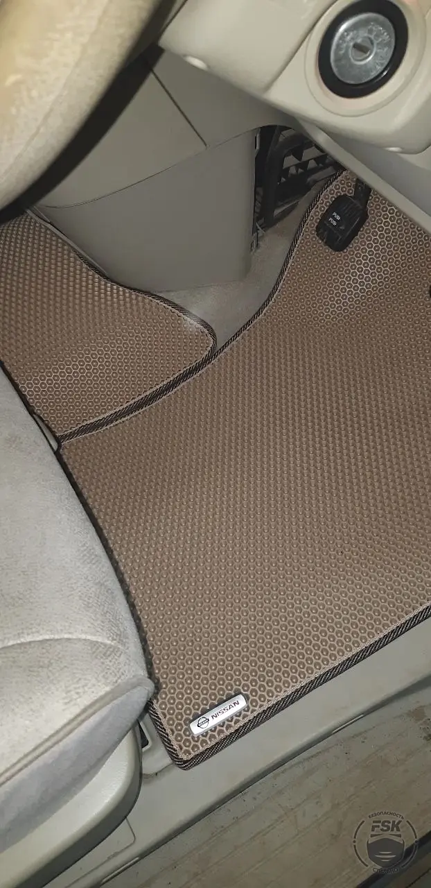 Nissan Elgrand 2002: коричневые ЕВА-коврики, фото 4