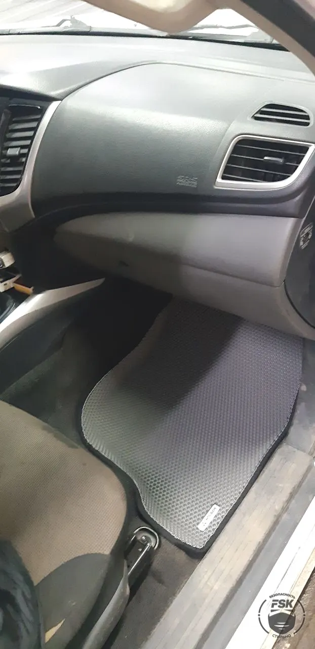 Mitsubishi L200 2017: серые ЕВА-коврики, фото 1